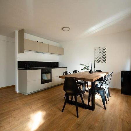 Oldtown Studio Apartment With 2 Bathrooms デュッセルドルフ エクステリア 写真