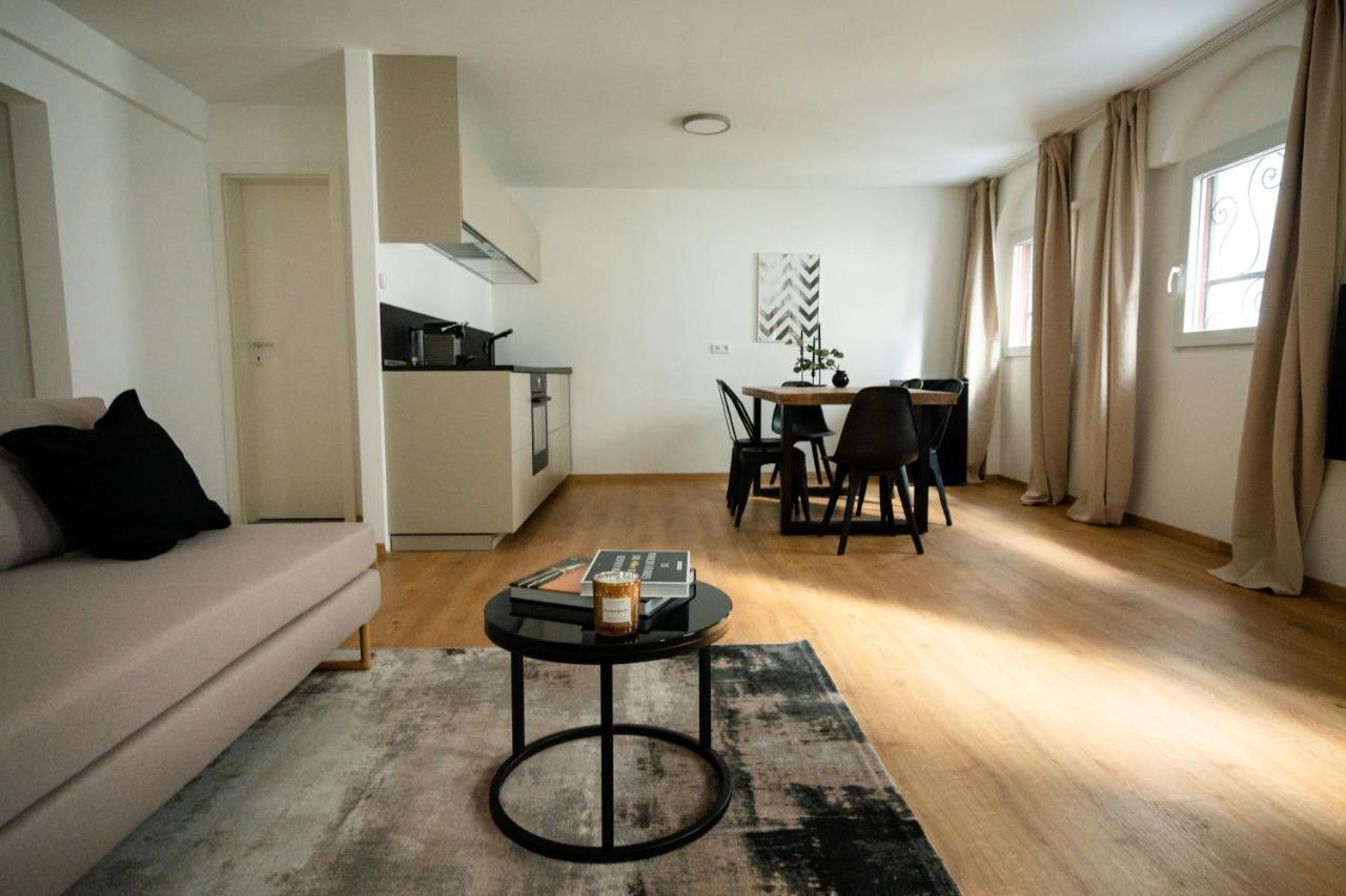 Oldtown Studio Apartment With 2 Bathrooms デュッセルドルフ エクステリア 写真