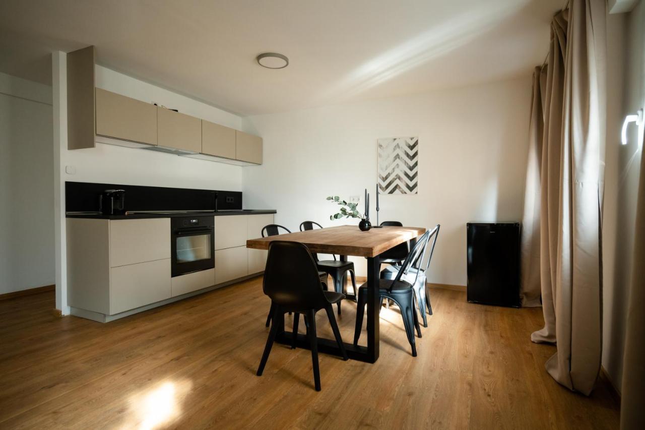 Oldtown Studio Apartment With 2 Bathrooms デュッセルドルフ エクステリア 写真