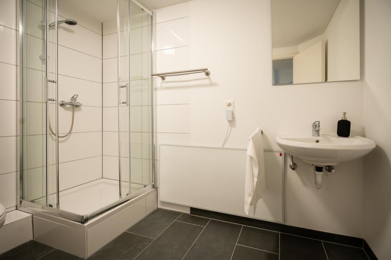 Oldtown Studio Apartment With 2 Bathrooms デュッセルドルフ エクステリア 写真
